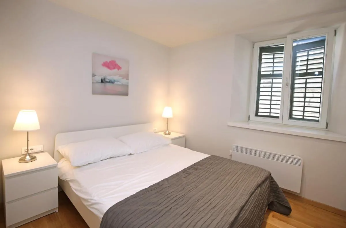 Image 6 of Apartment Volat