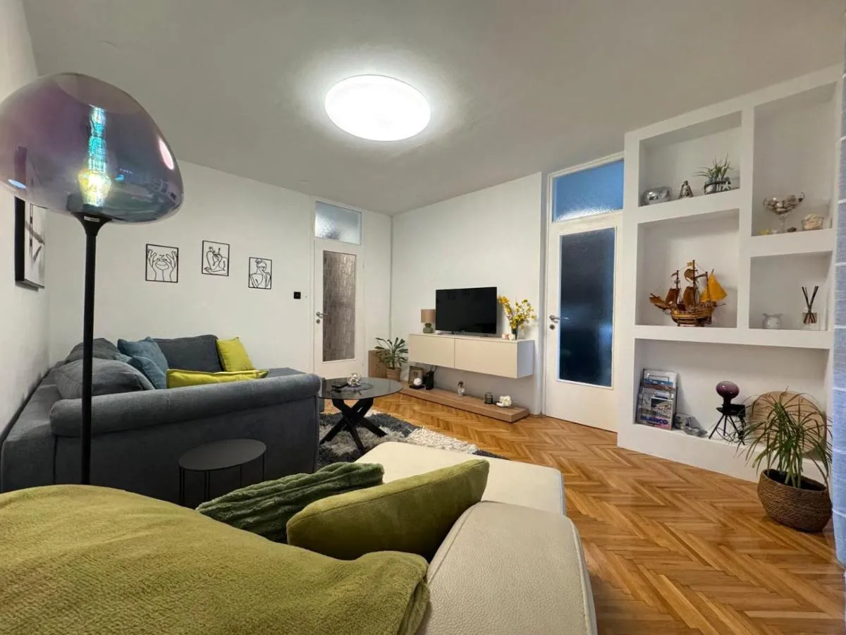 Image 1 of Apartment Wolfie