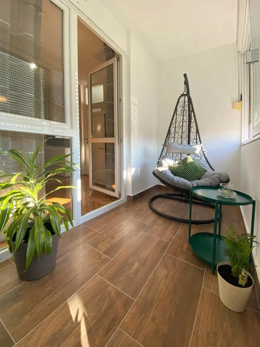 Image 3 of Apartment Wolfie