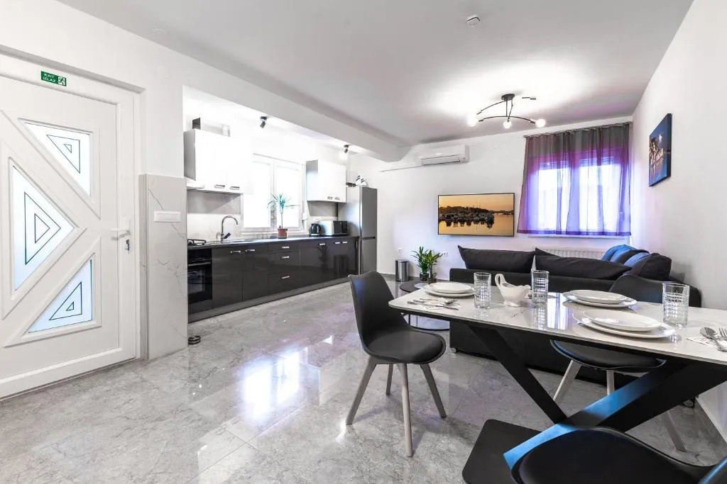 Image of Apartments Bonis II