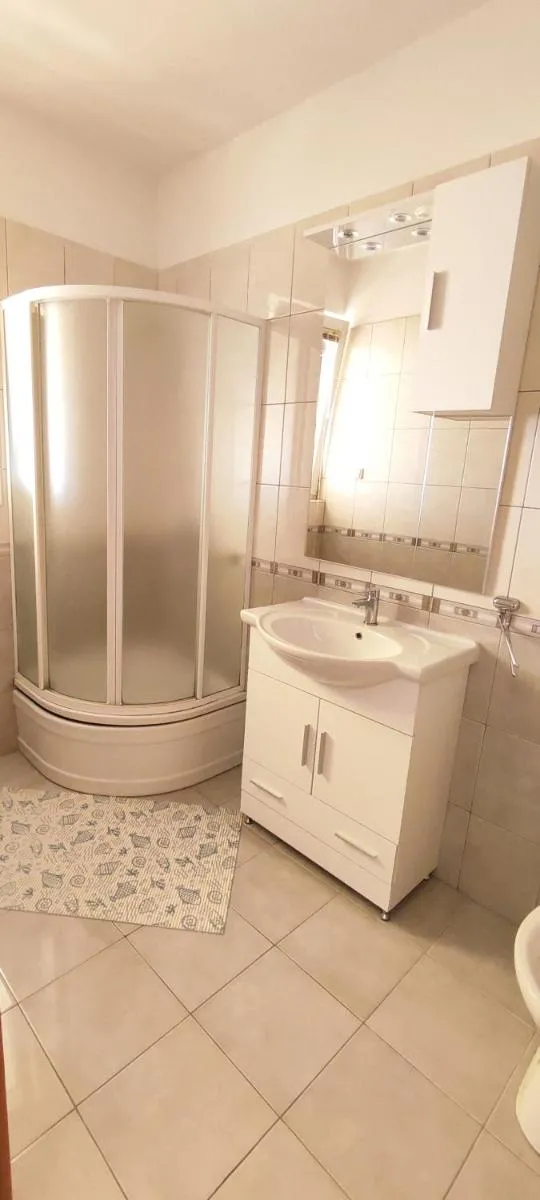 Image 4 of Apartments Burazer