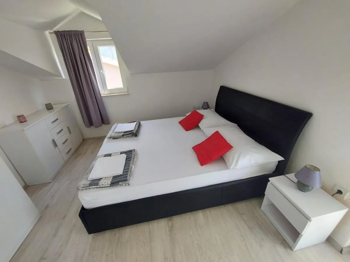 Image 1 of Apartments Durda