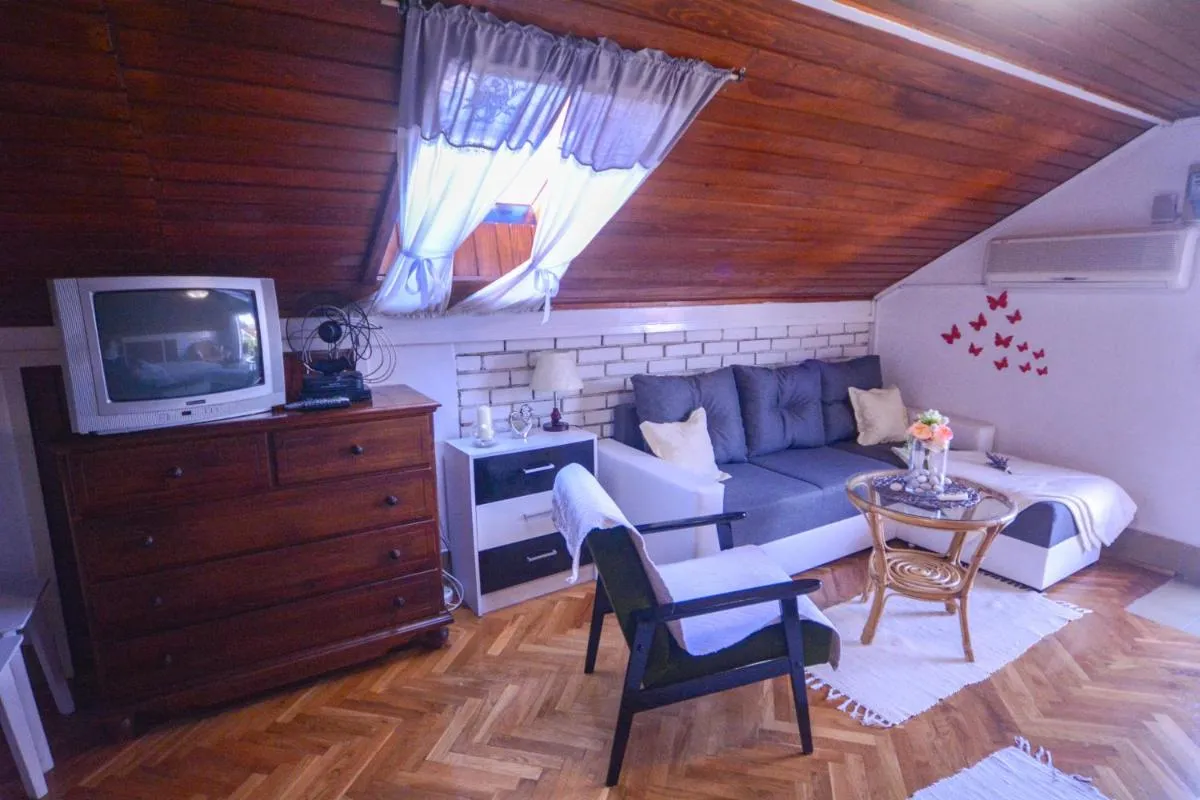 Image 4 of Apartments Vendi