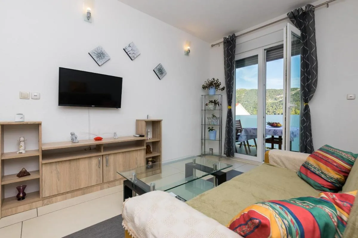 Image 4 of Apartments and rooms with parking space Grebastica, Sibenik – 17831