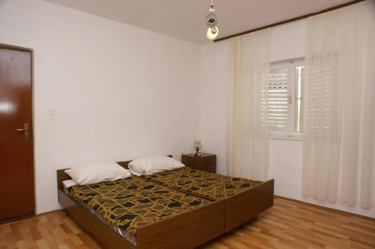 Image 1 of Apartments by the sea Grebastica, Sibenik – 4207