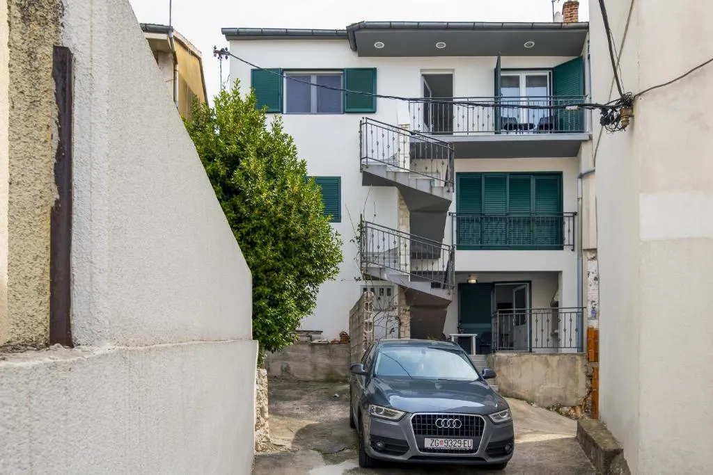 Image of Apartments with a parking space Sibenik – 21075