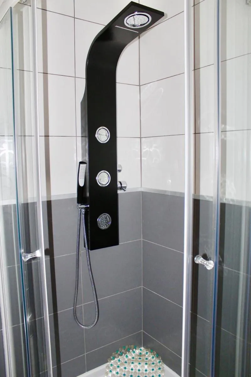 Image 4 of Apartments with parking spaces Bilice, Krka – 13545