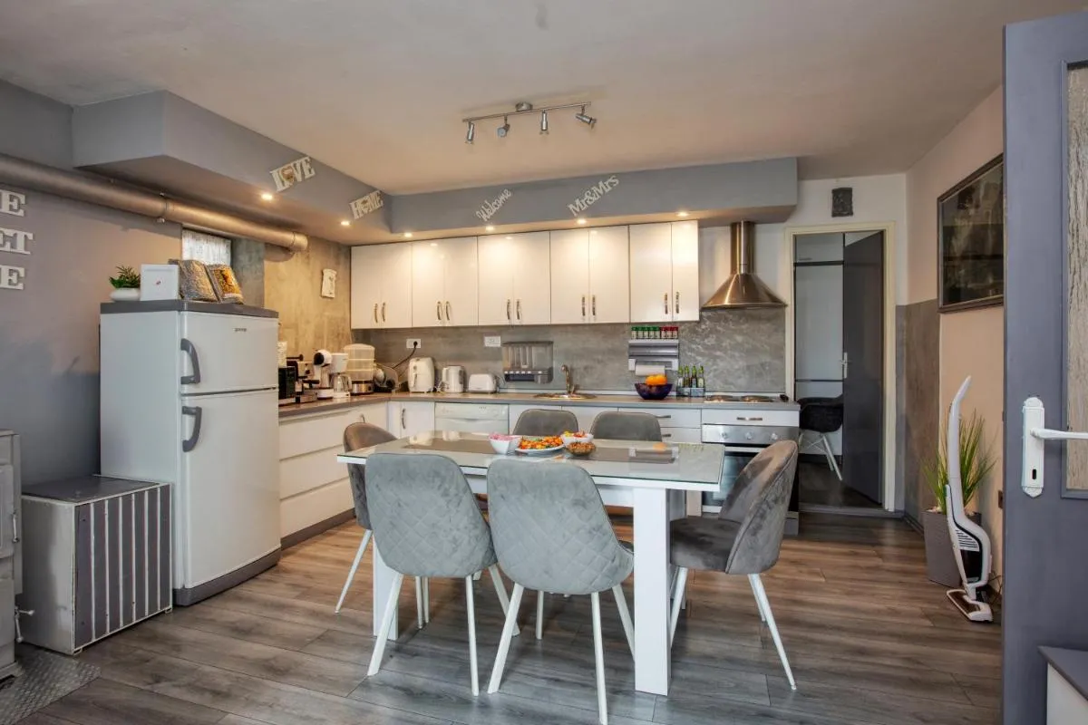Image 3 of Apartments with parking spaces Sibenik – 22886