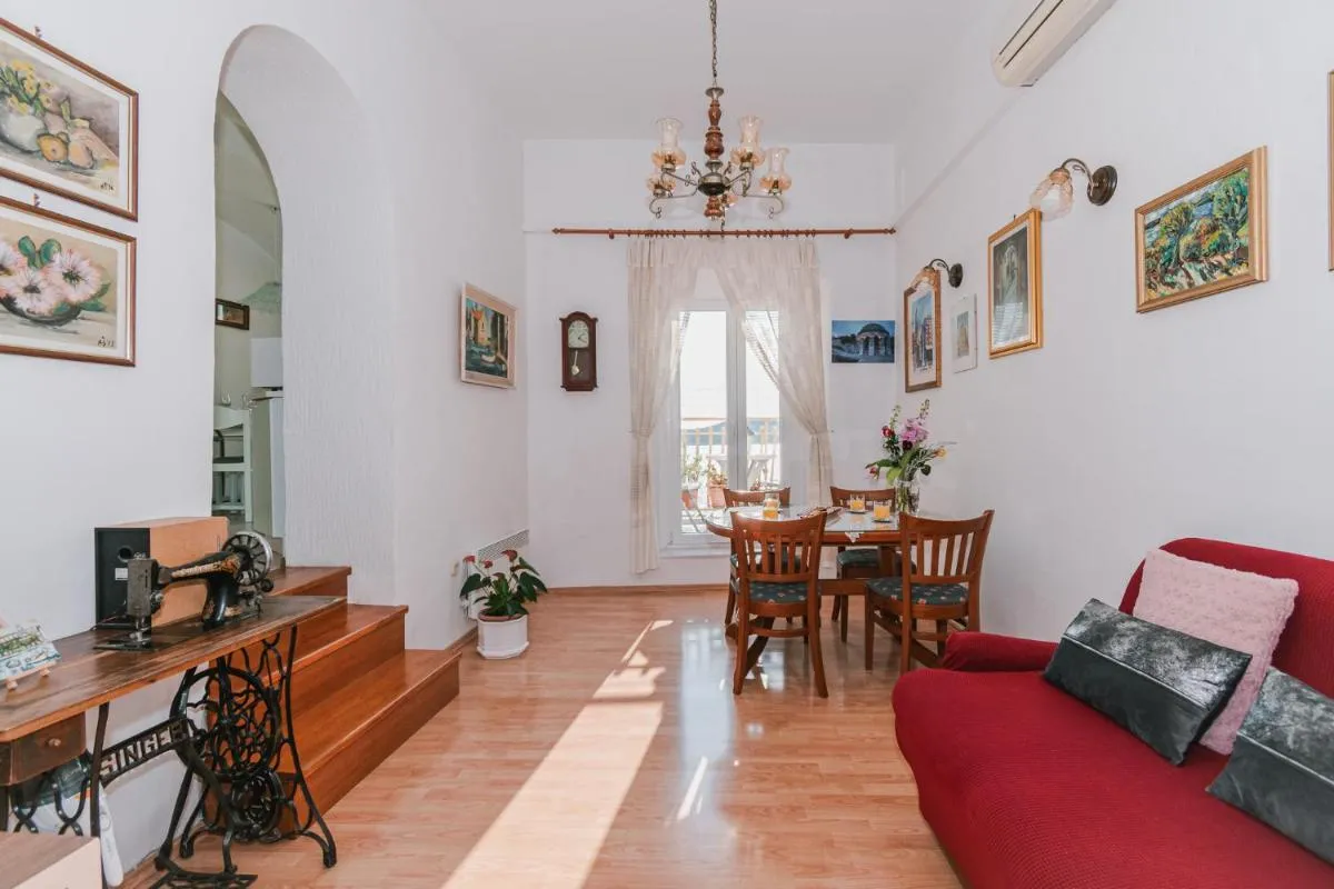 Image 3 of Arya apartment