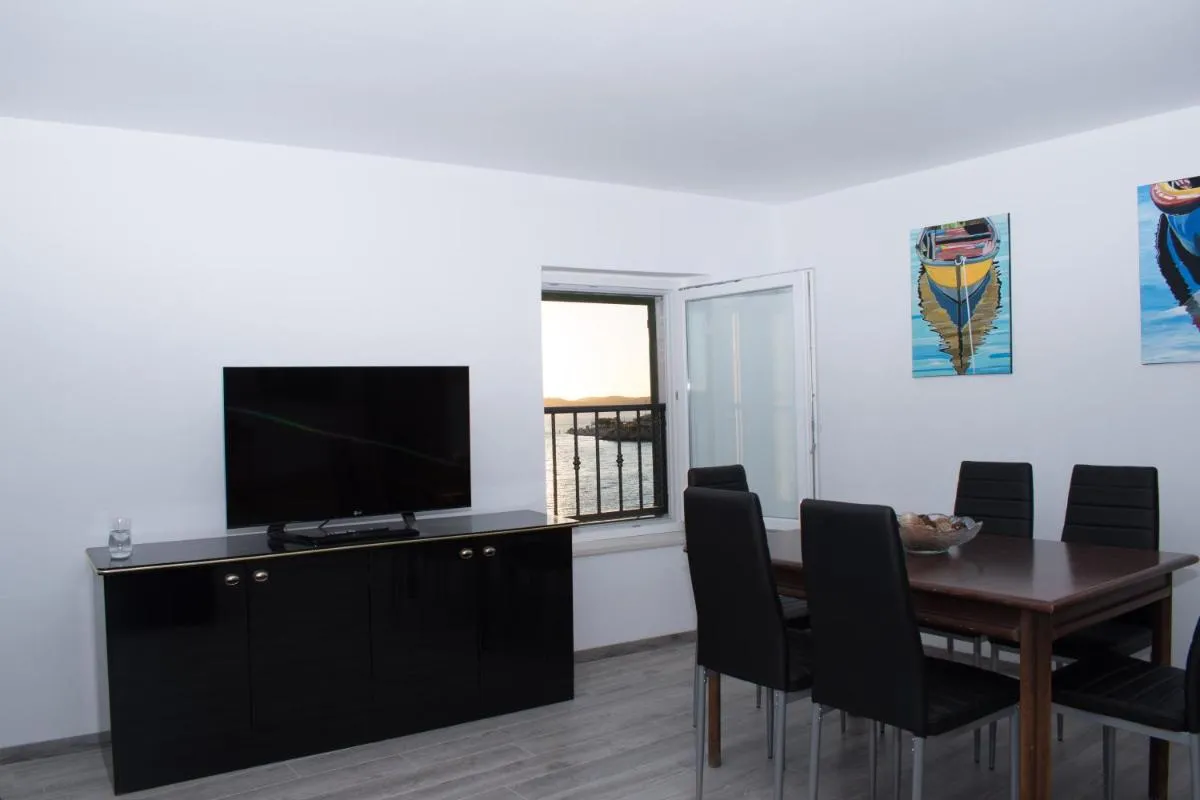 Image 4 of Bounty Apartments