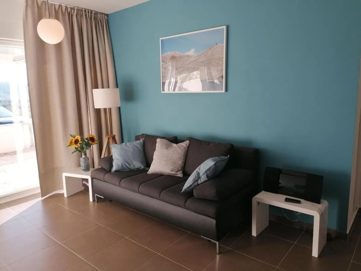 Image 4 of Comfortable two-bedroom apartment