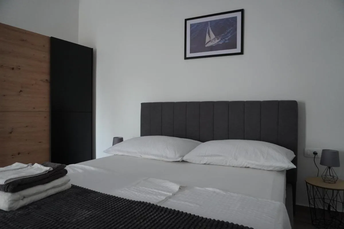 Image 1 of Fjaka Apartments & Rooms