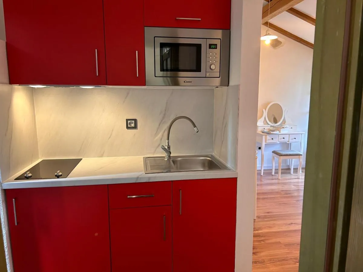 Image 3 of Gaya apartments