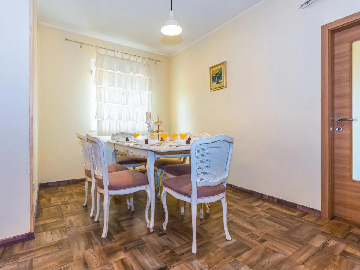 Image 4 of Holiday Home Nina by Interhome