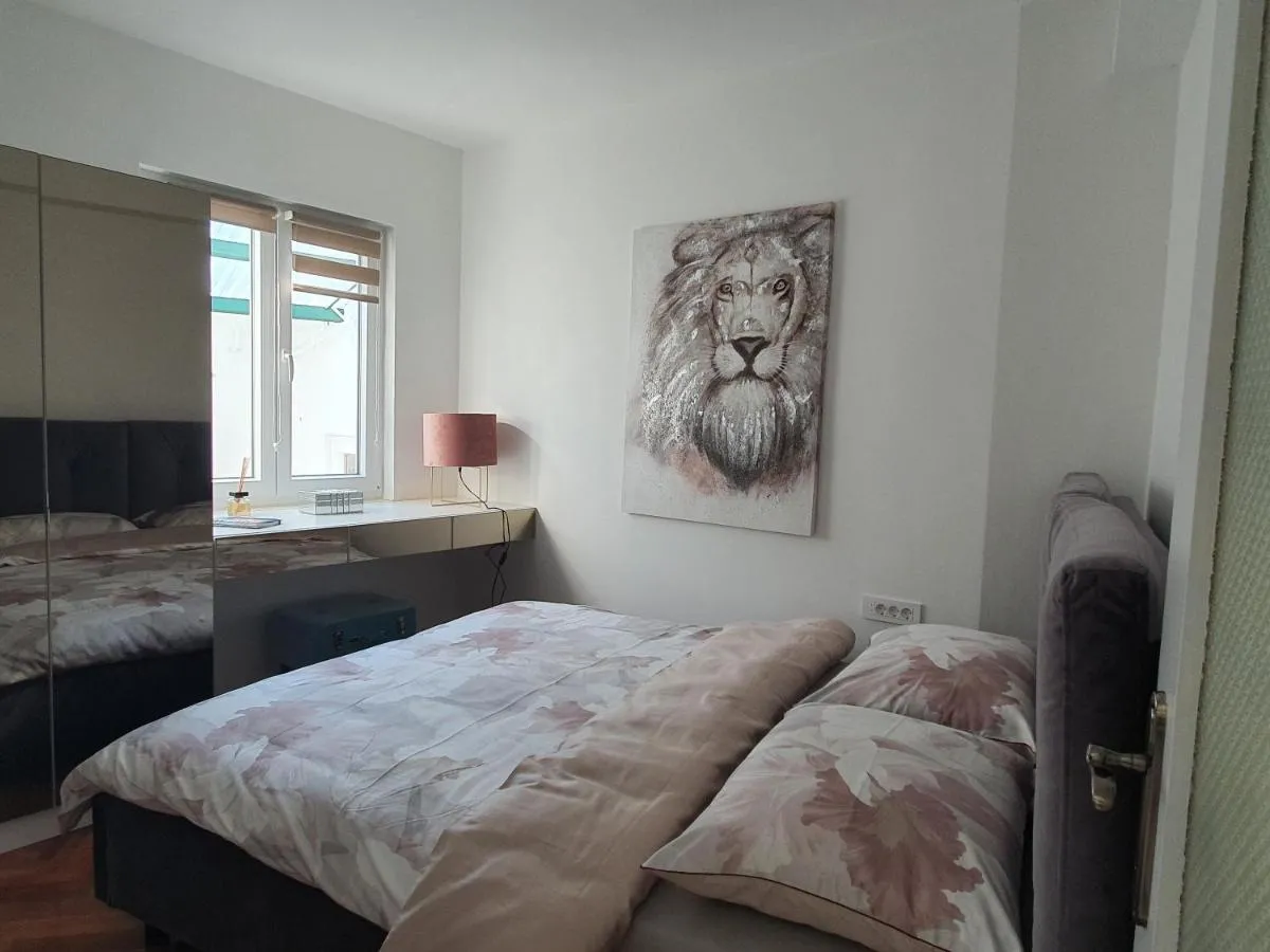 Image 1 of InFresh holiday house