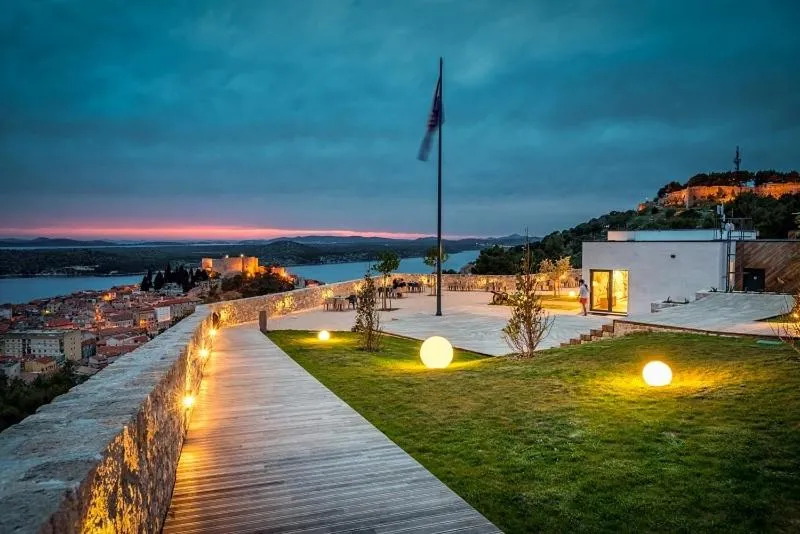 Image 5 of InFresh holiday house