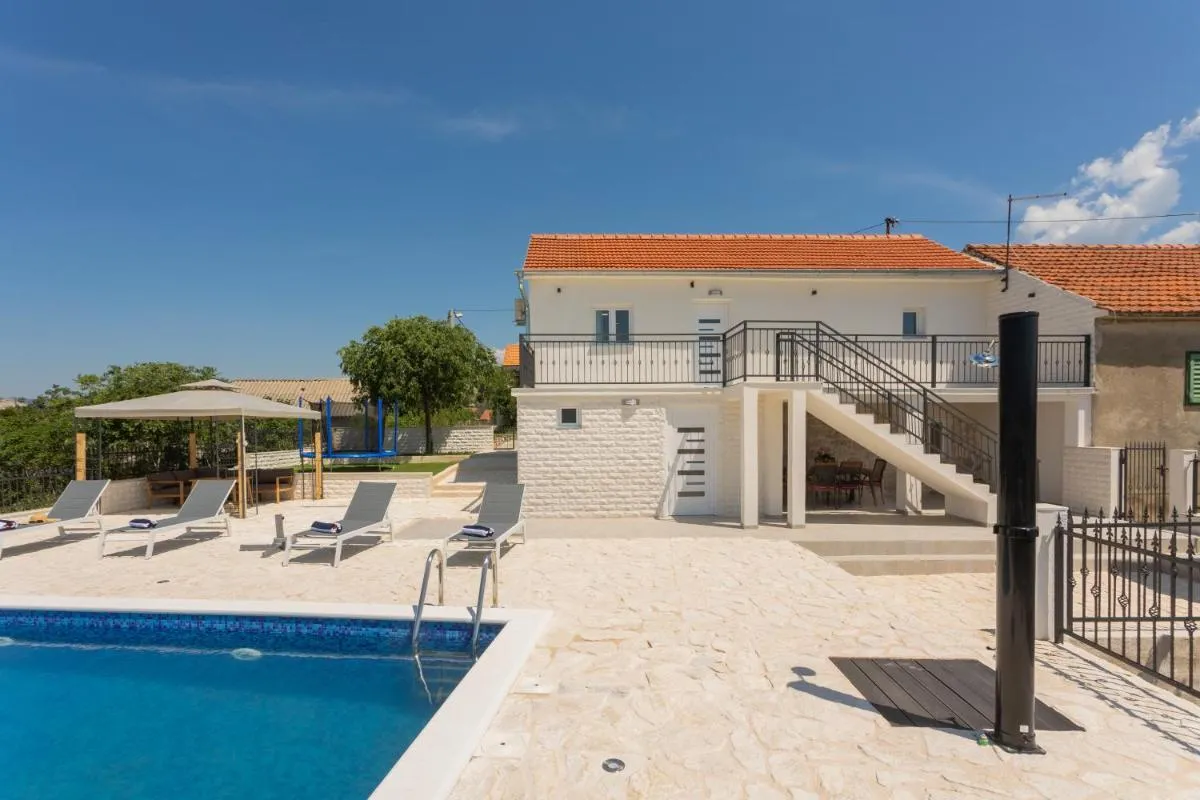 Image 3 of La casa Gidora