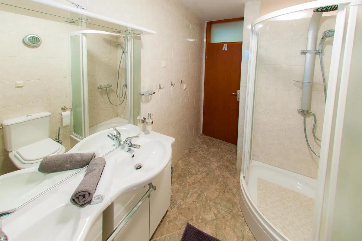 Image 2 of Maestral Suites