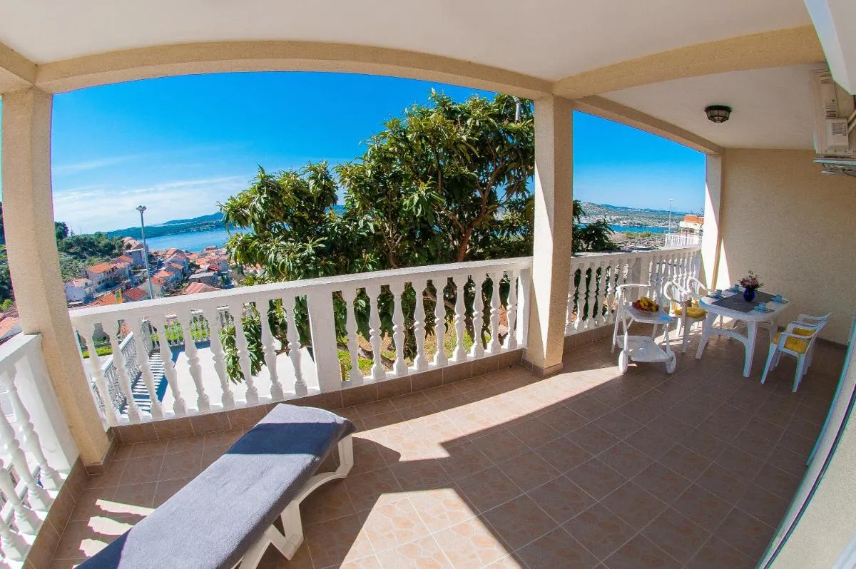 Image 5 of Maestral Suites