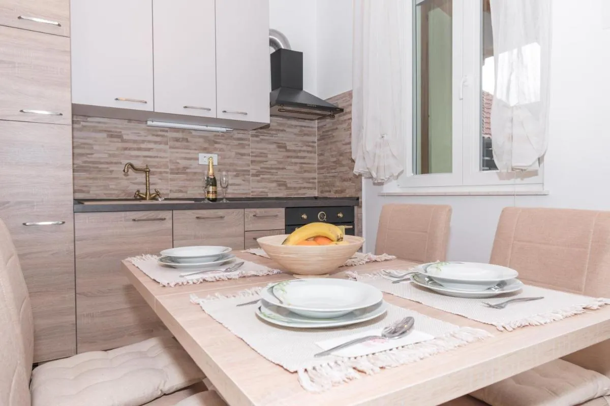 Image 2 of Modern Apartment Baćo with Jacuzzi