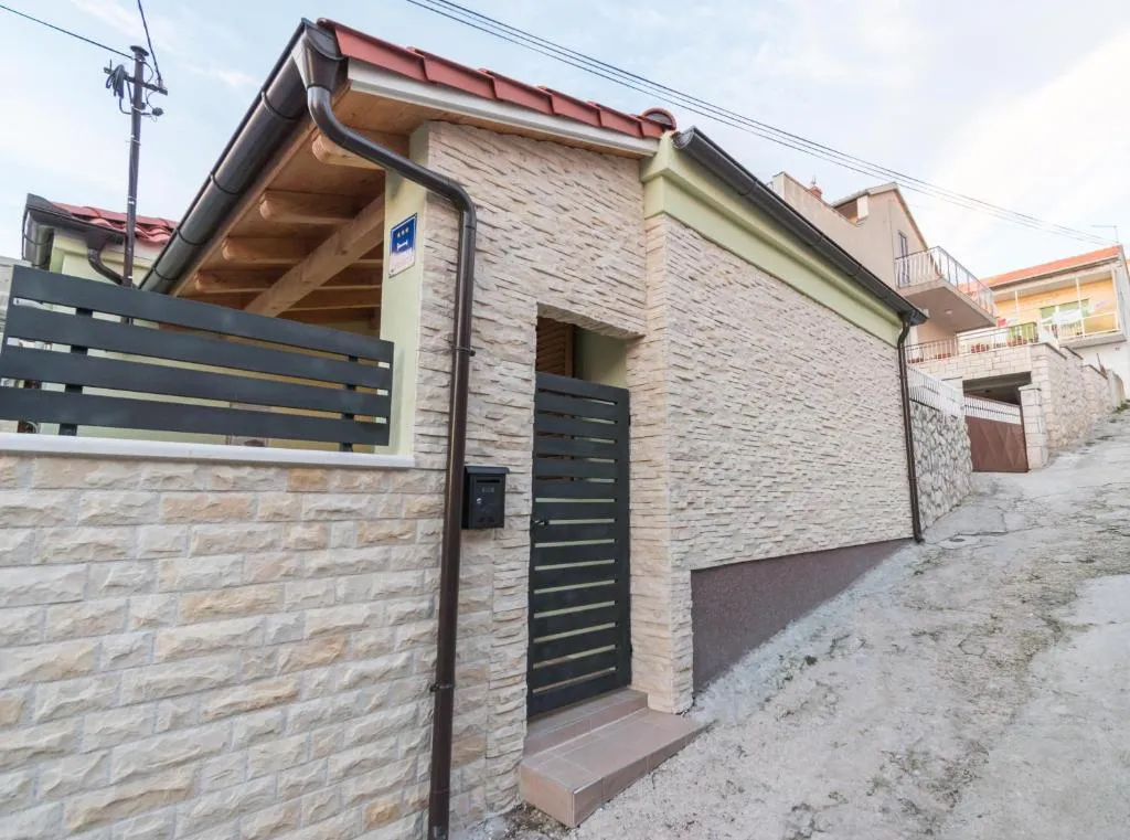 Image of Modern Apartment Baćo with Jacuzzi