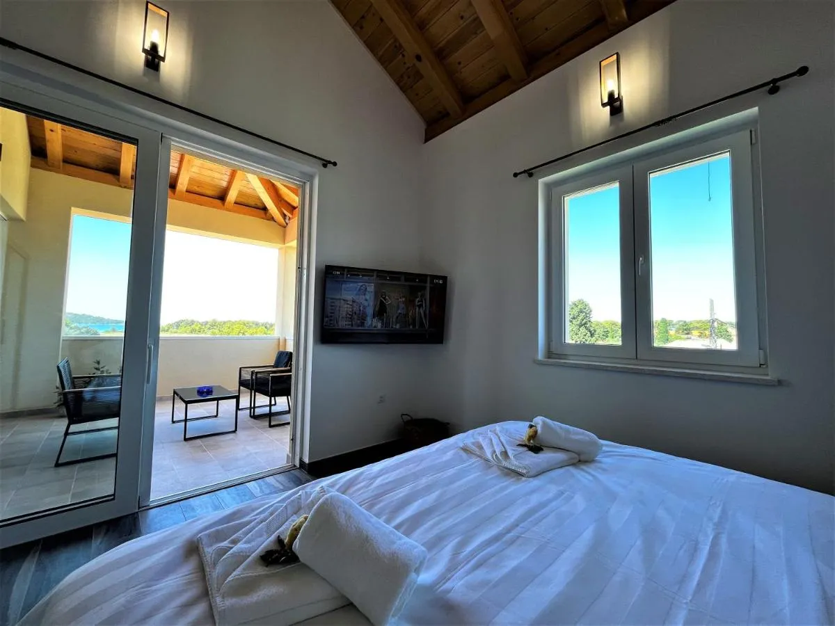 Image 4 of Pekasovi Seaview Apartament on a beautiful island Krapanj