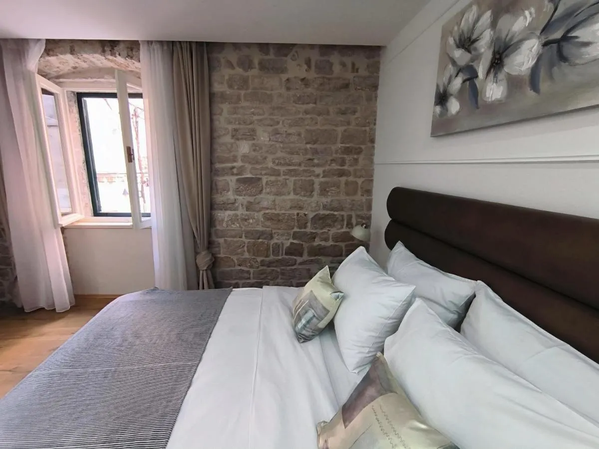 Image 5 of Rialto Luxury Apartment