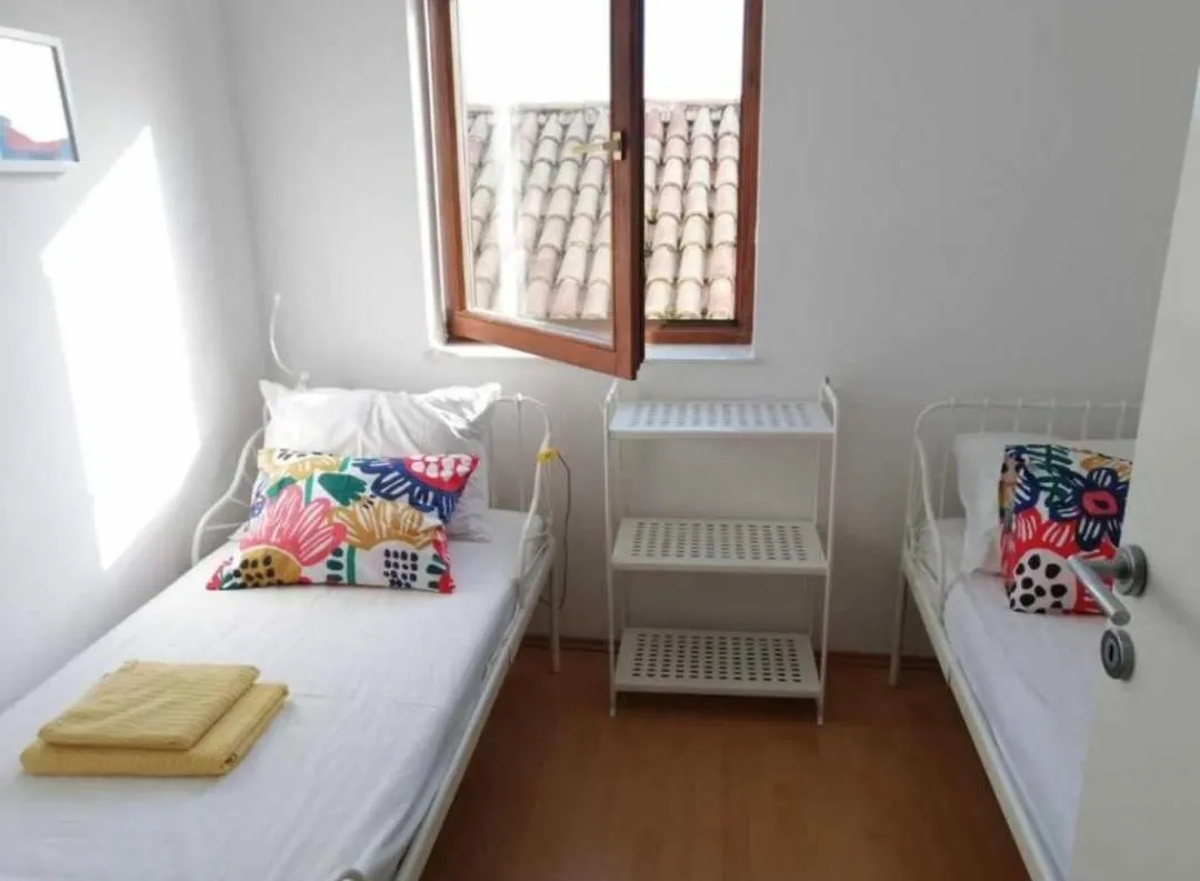 Image 2 of San Lorenzo Apartments