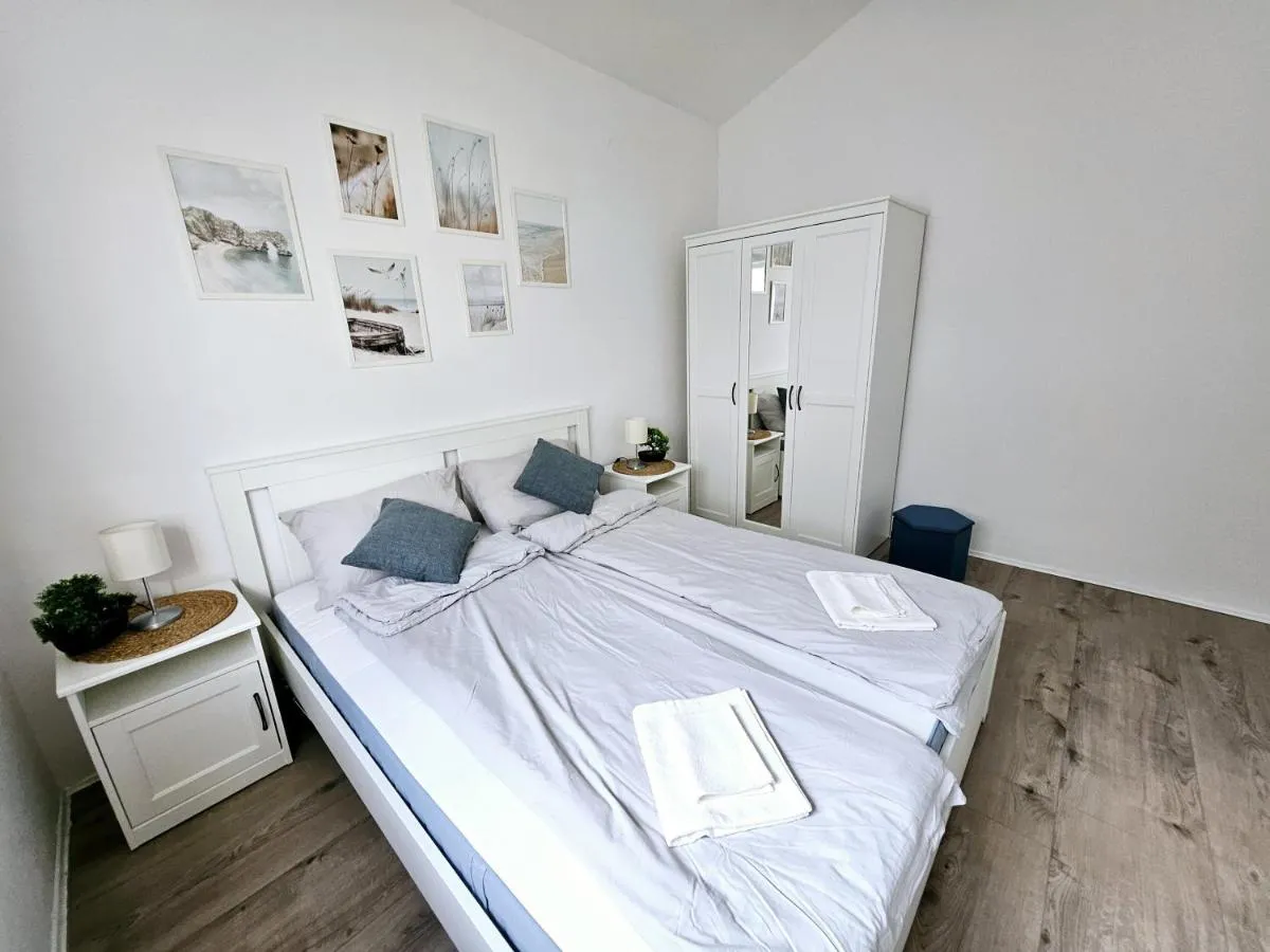 Image 6 of Seaview apartment at beach