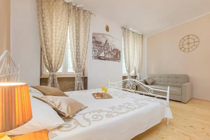 Image of Sibenik Antique Studio Apartment – old town