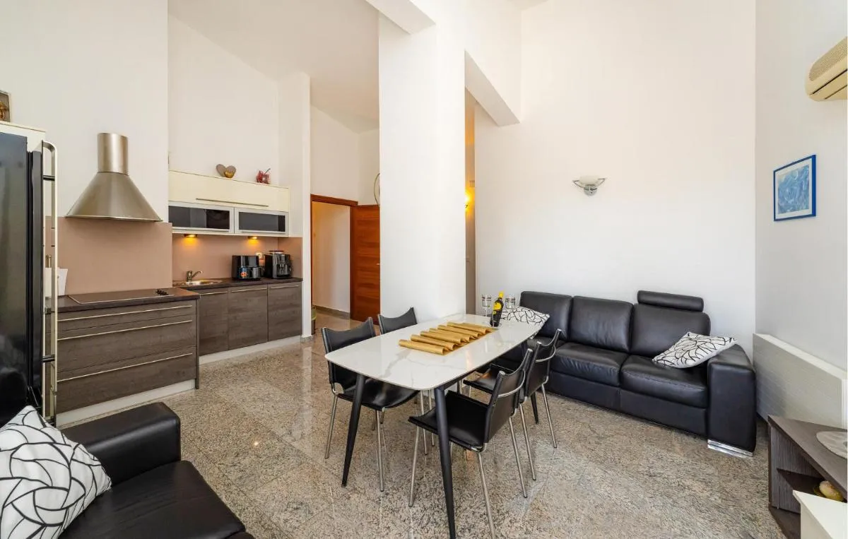 Image 5 of Stunning Apartment In Sibenik