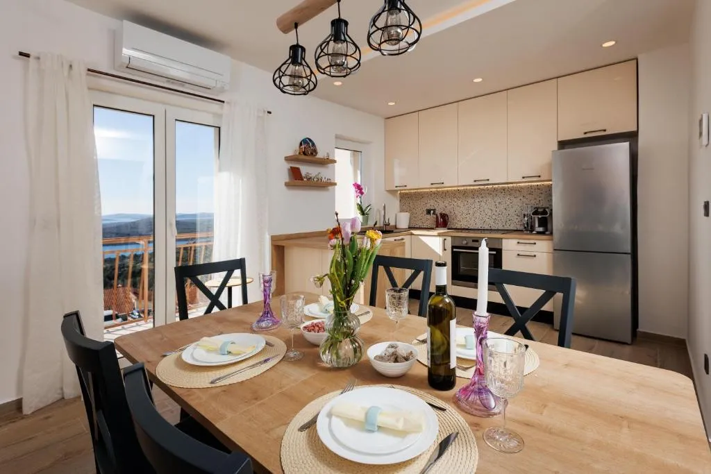 Image of Summer Breeze apartment – Quiet place with a spectacular view and a garden