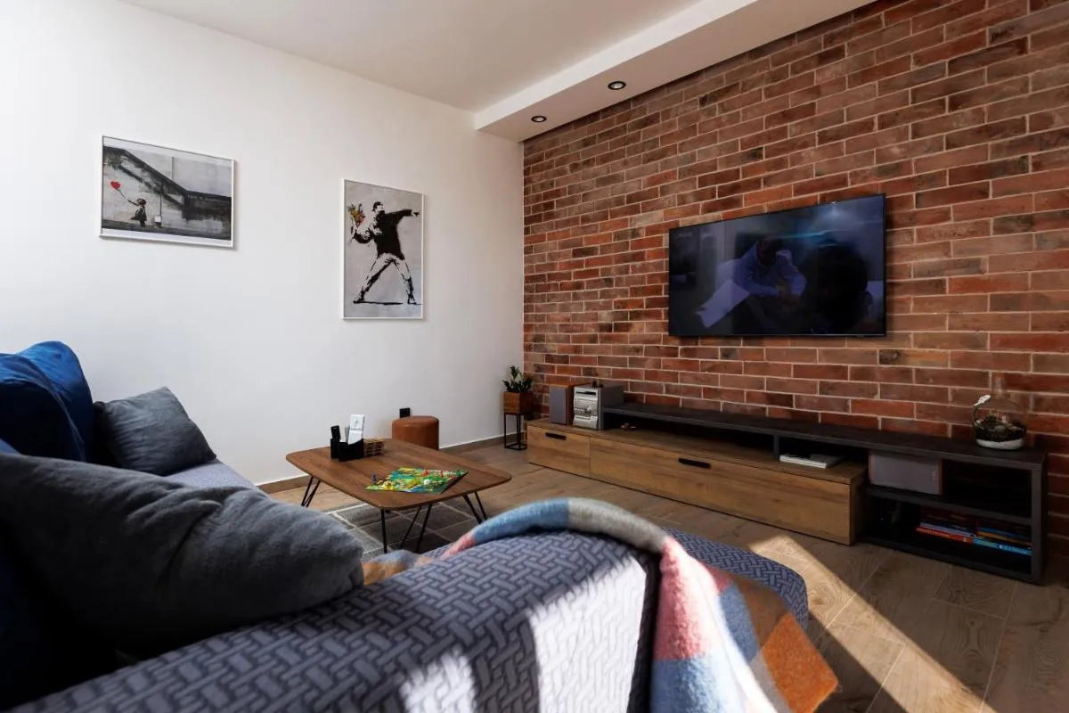Image 4 of Summer Breeze apartment – Quiet place with a spectacular view and a garden