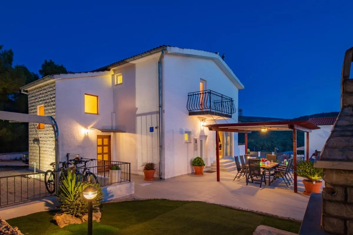 Image 3 of Villa Plenča – heated pool !