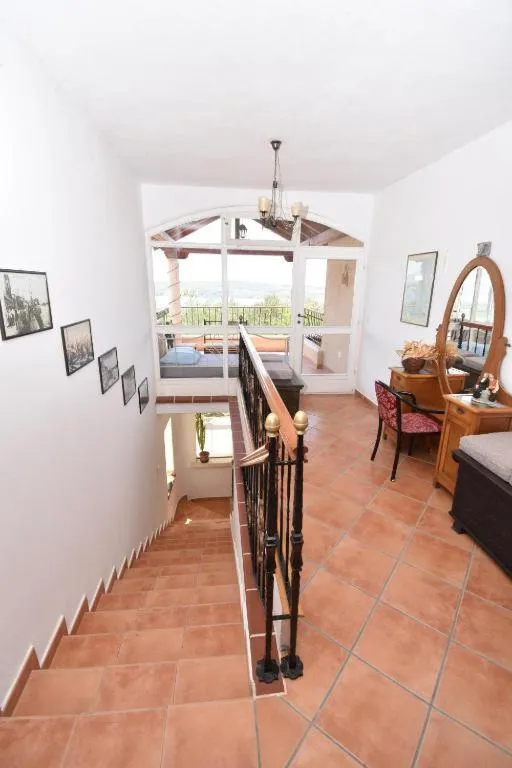 Image 4 of Villa Serenity