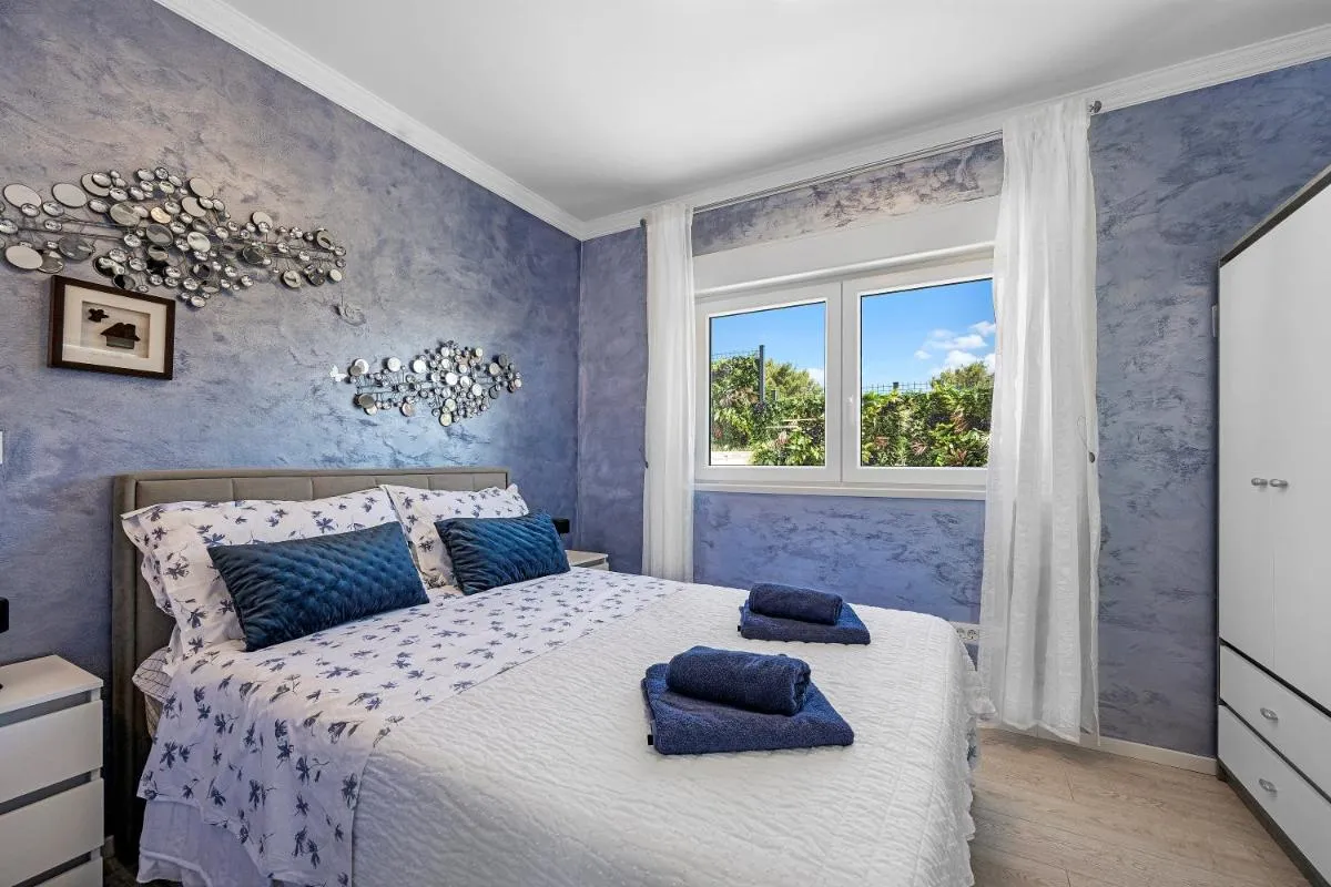 Image 1 of Villa VERONICA with CINEMA PROJECTOR by the HEATED POOL and JACUZZI